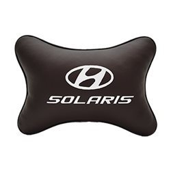 Подушка на подголовник экокожа Coffee c логотипом автомобиля Hyundai Solaris